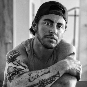 Meet your Posher, Max